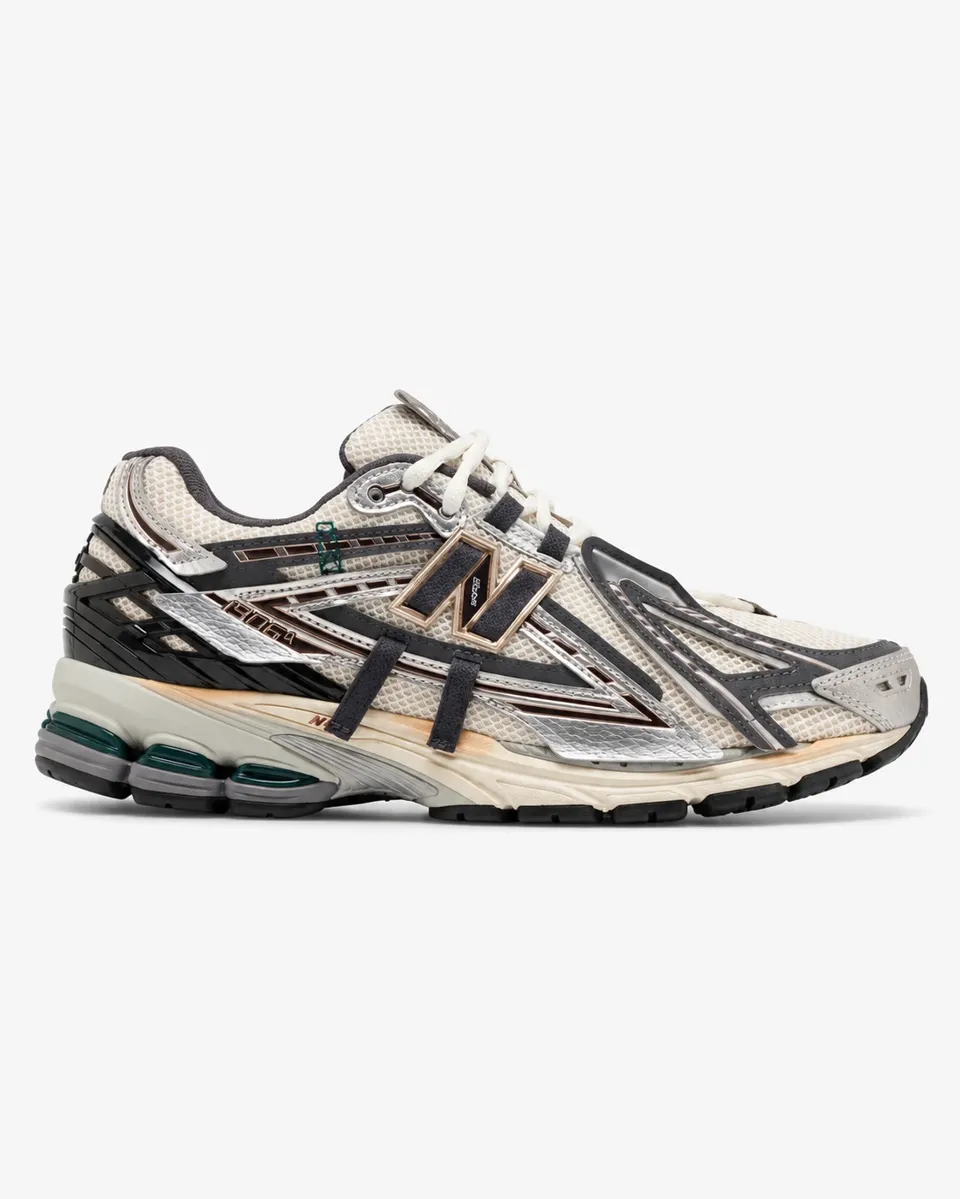 New Balance 1906R Cream Metallic