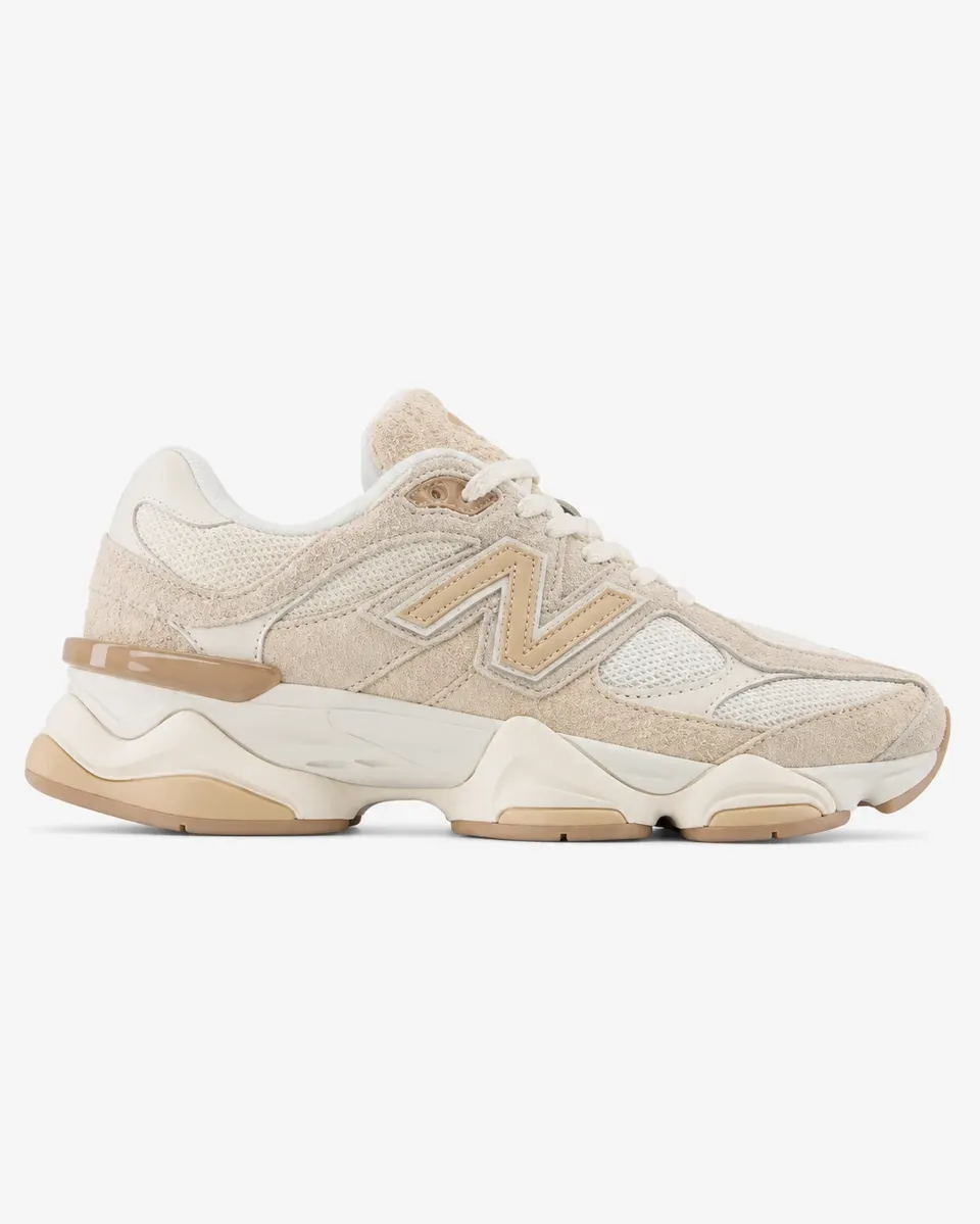 New Balance 9060 Sand Pink